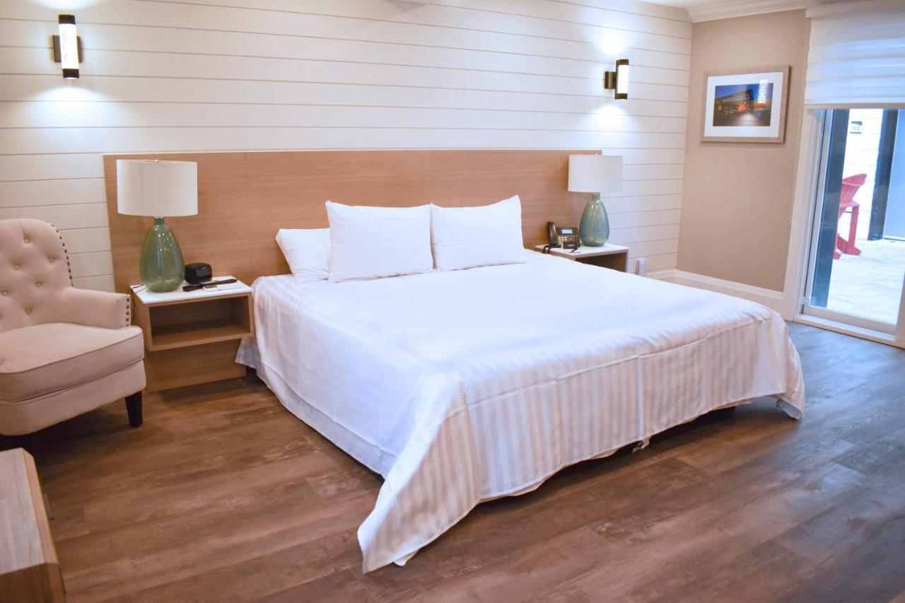 Colonial Hotel & Suites Grand Bend Zewnętrze zdjęcie
