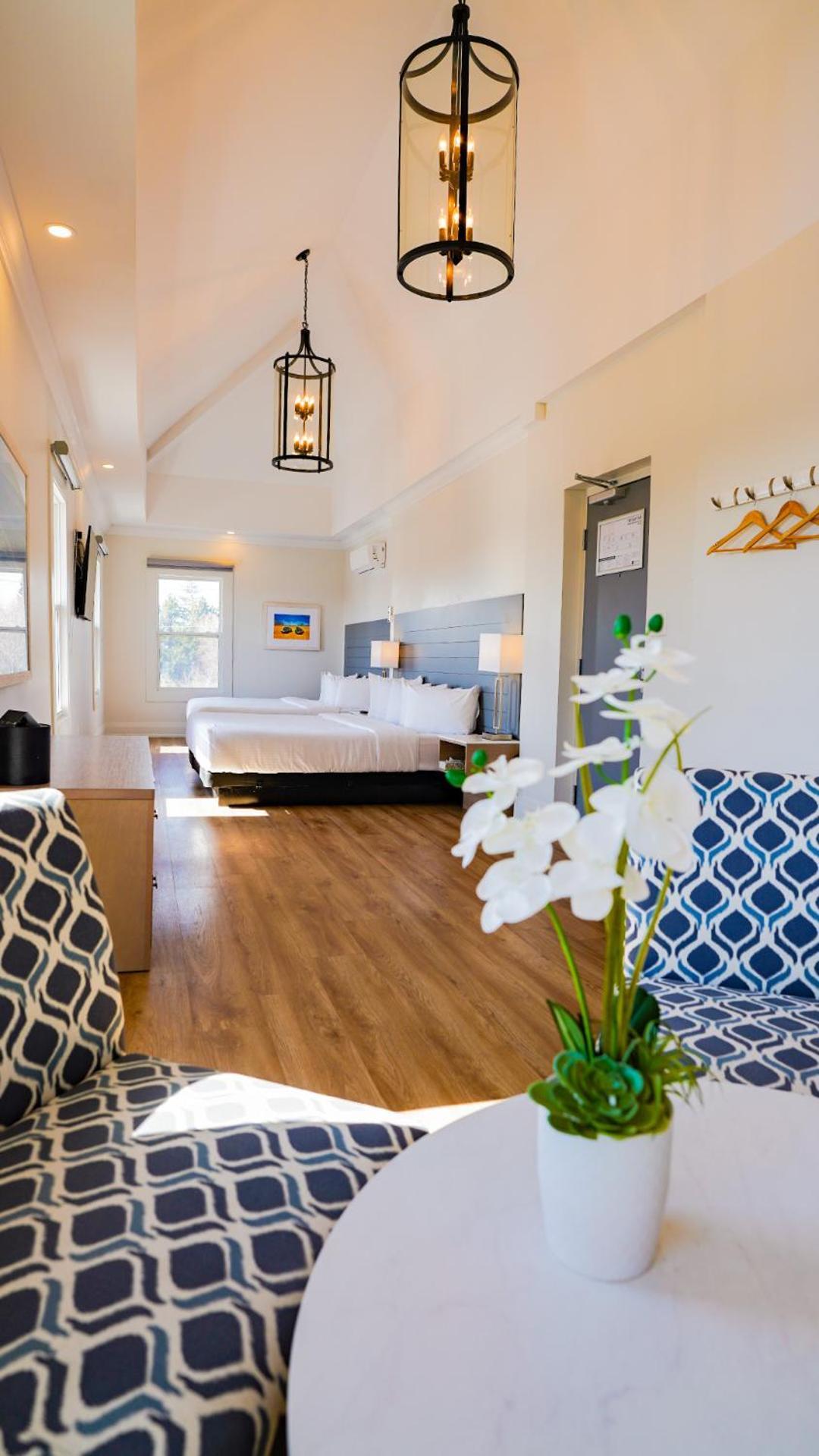 Colonial Hotel & Suites Grand Bend Zewnętrze zdjęcie