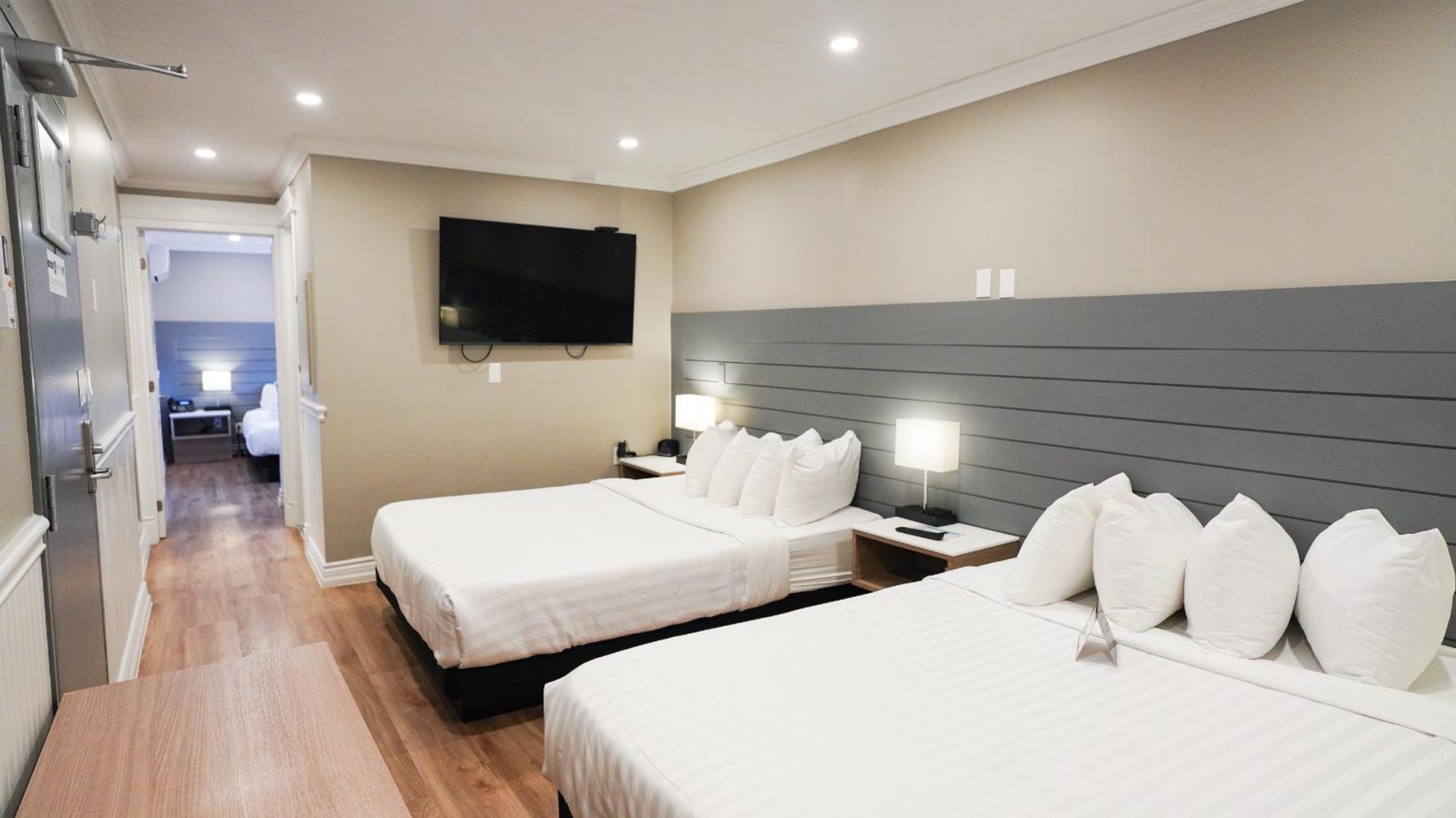 Colonial Hotel & Suites Grand Bend Zewnętrze zdjęcie
