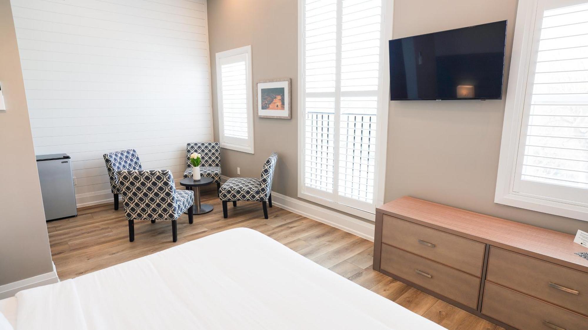 Colonial Hotel & Suites Grand Bend Zewnętrze zdjęcie