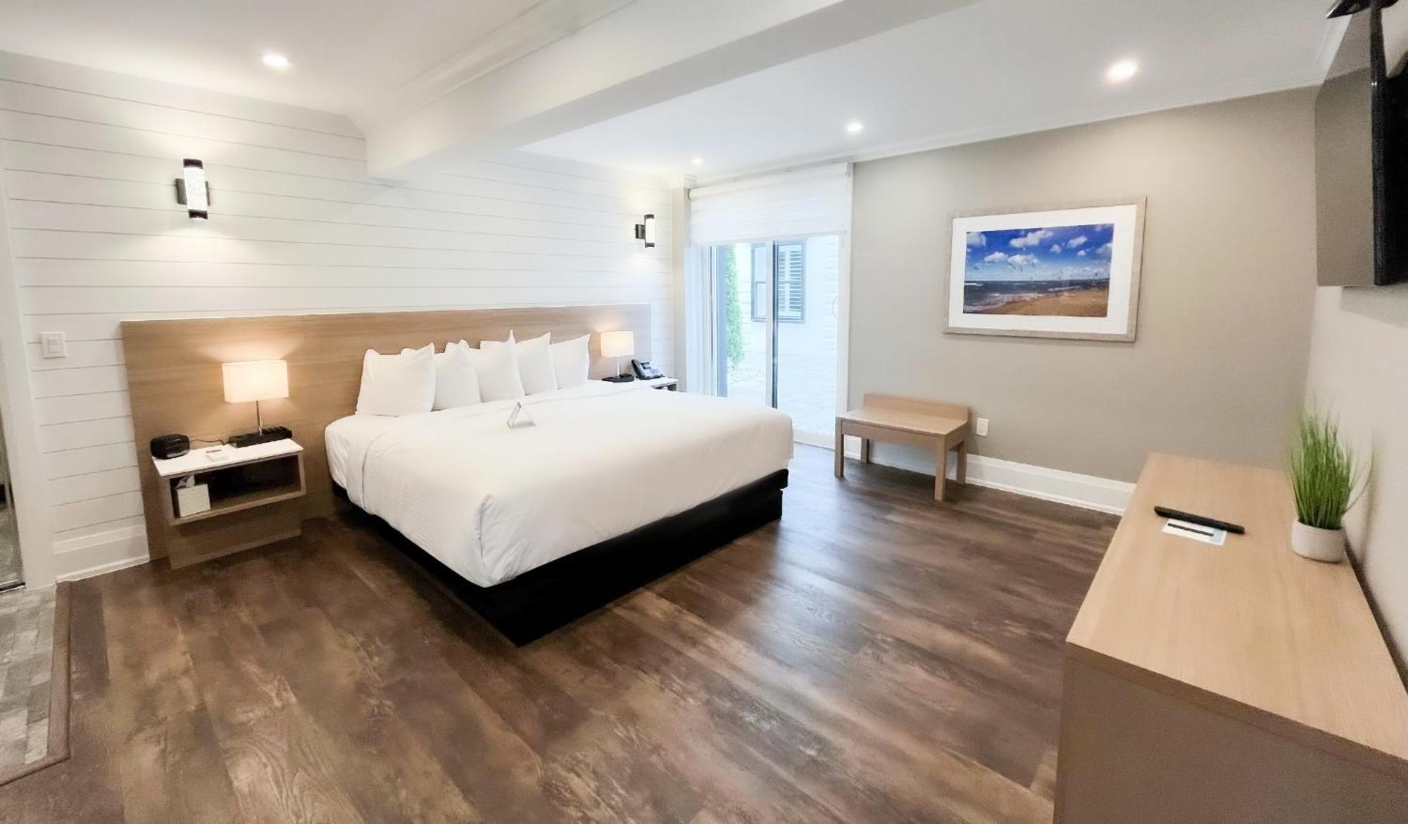 Colonial Hotel & Suites Grand Bend Zewnętrze zdjęcie