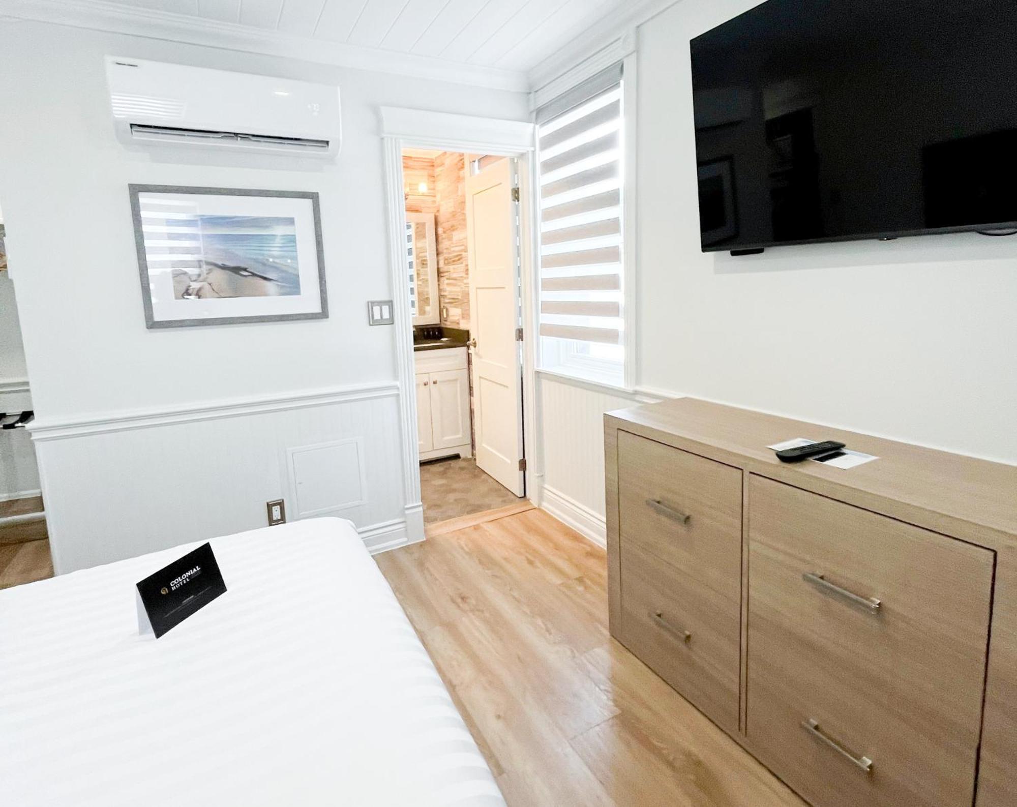 Colonial Hotel & Suites Grand Bend Zewnętrze zdjęcie