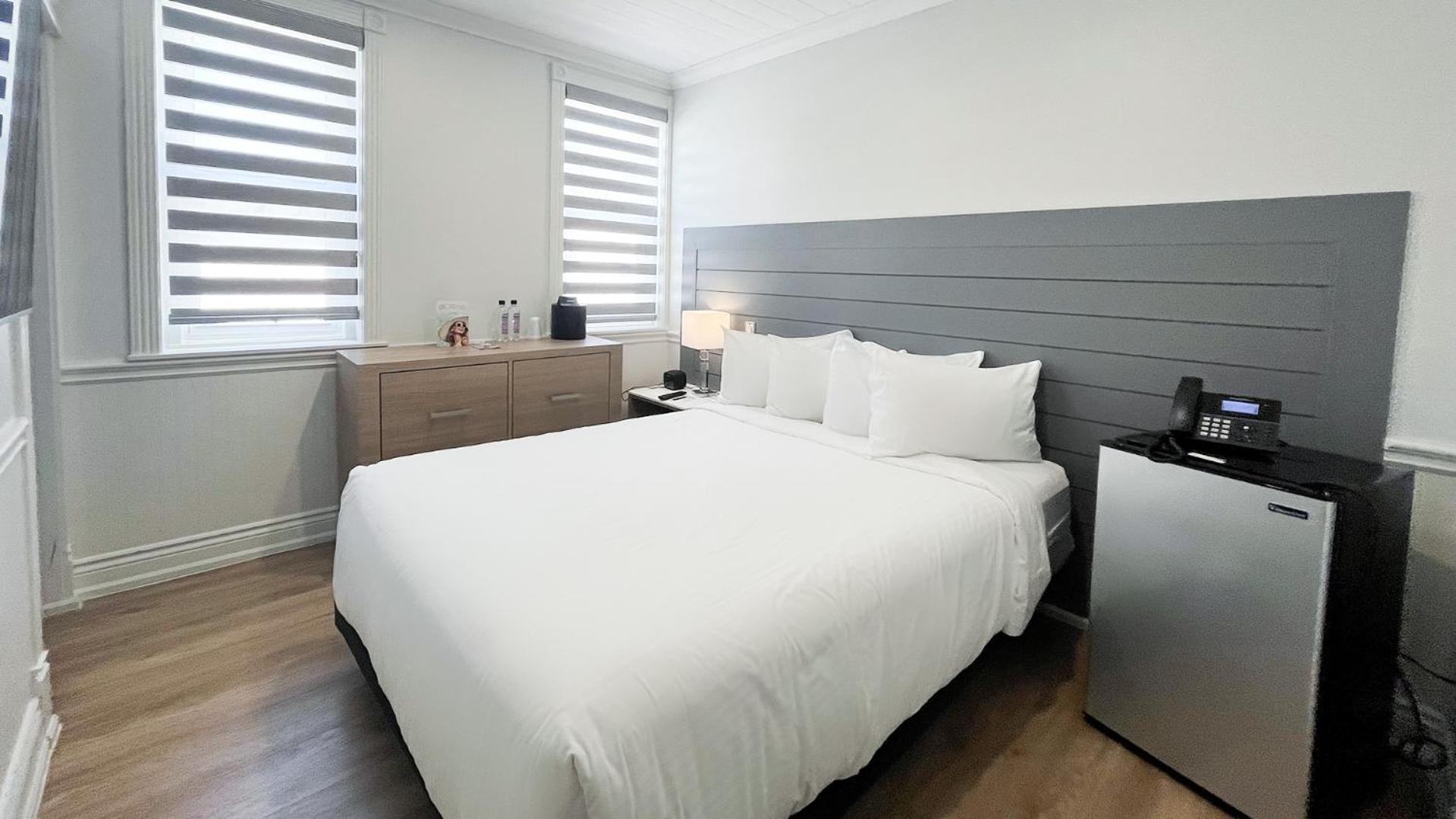 Colonial Hotel & Suites Grand Bend Zewnętrze zdjęcie
