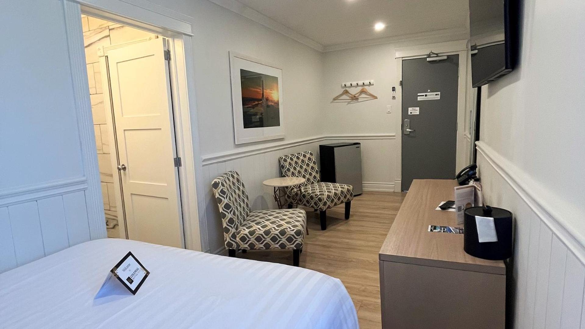 Colonial Hotel & Suites Grand Bend Zewnętrze zdjęcie