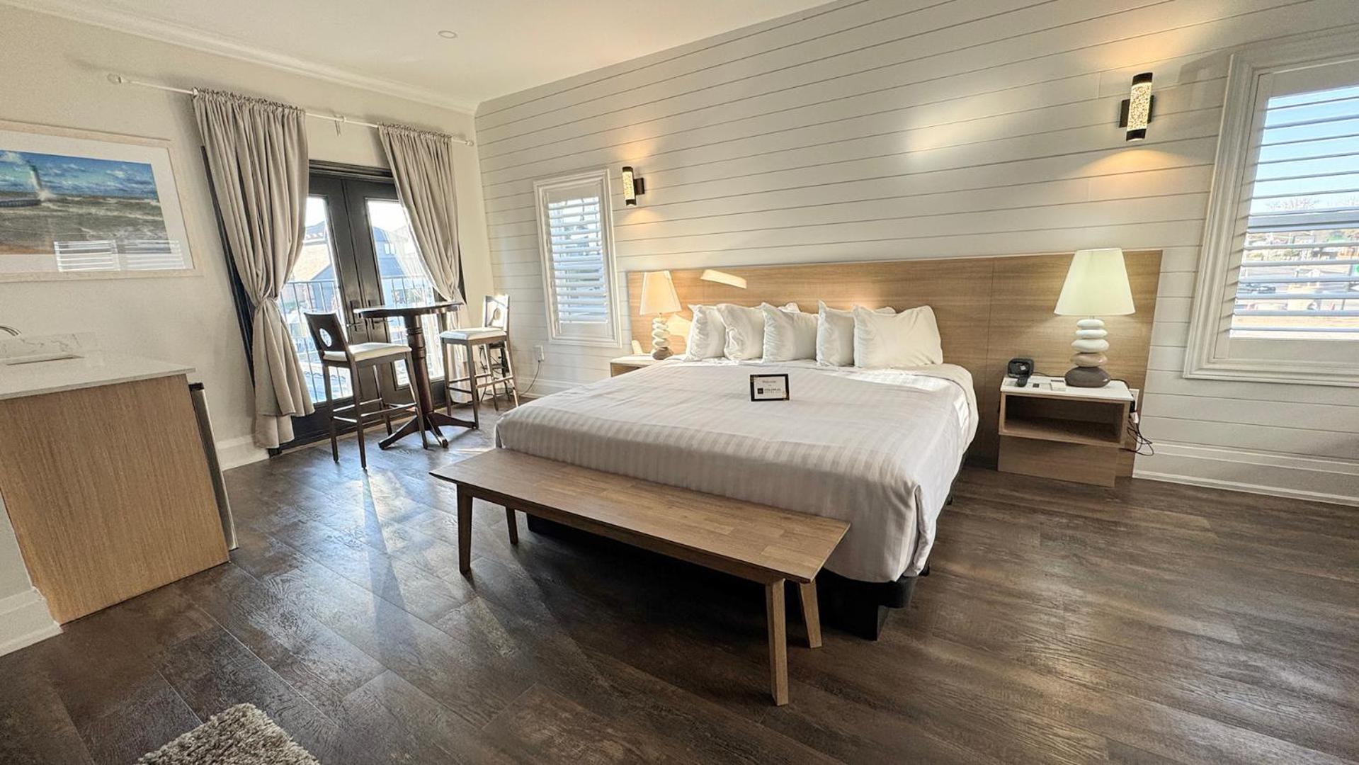 Colonial Hotel & Suites Grand Bend Zewnętrze zdjęcie